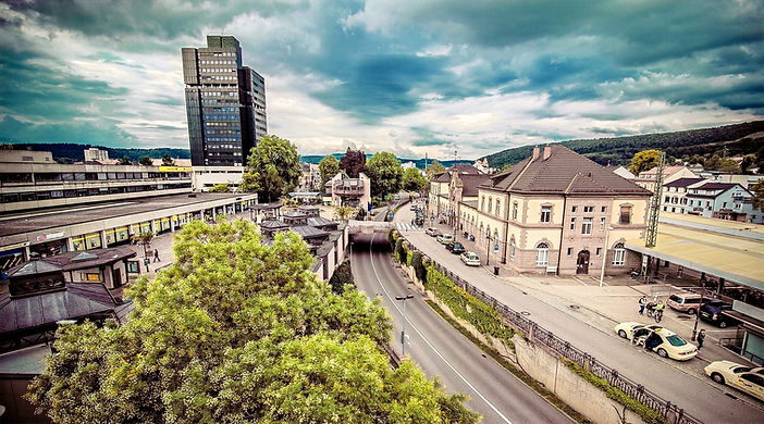 Lörrach Hauptbahnhof, Deutsche Bahn, Tanzen in Lörrach bei Basel