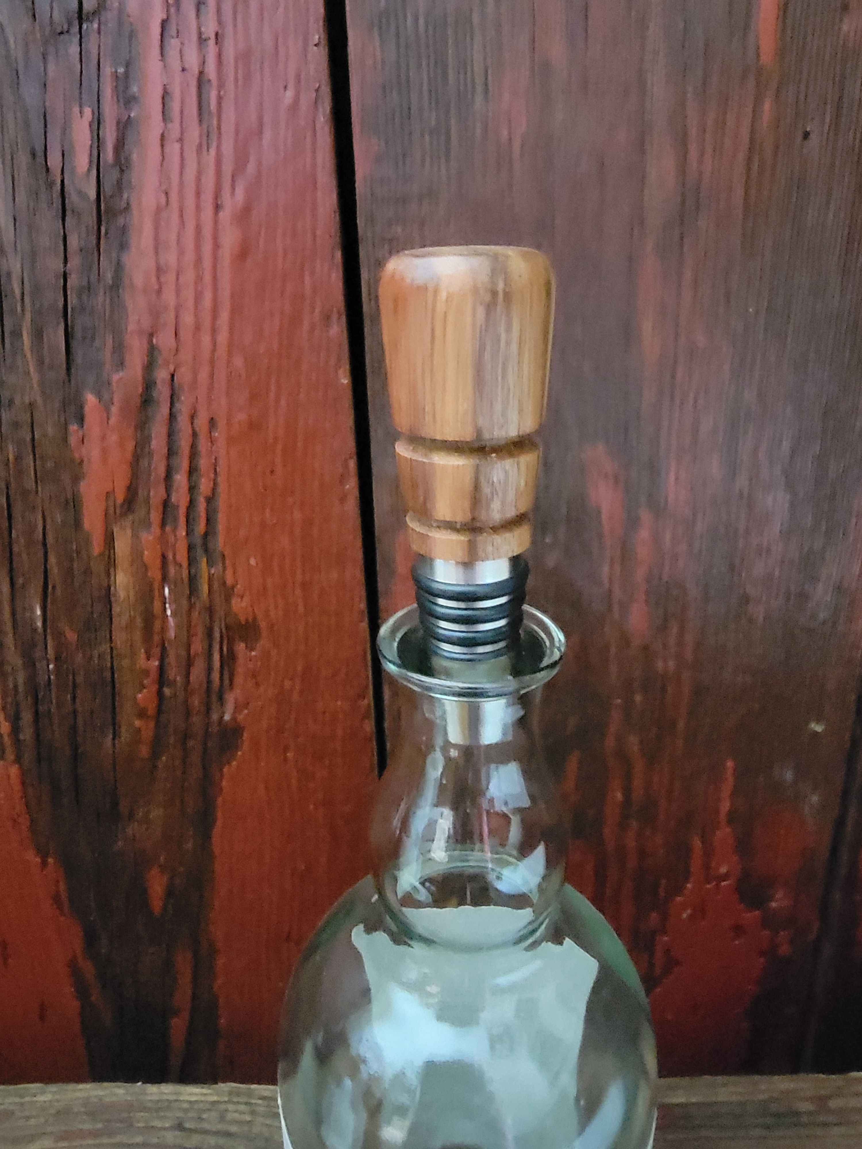 Bourbon Stopper - Canary Wood