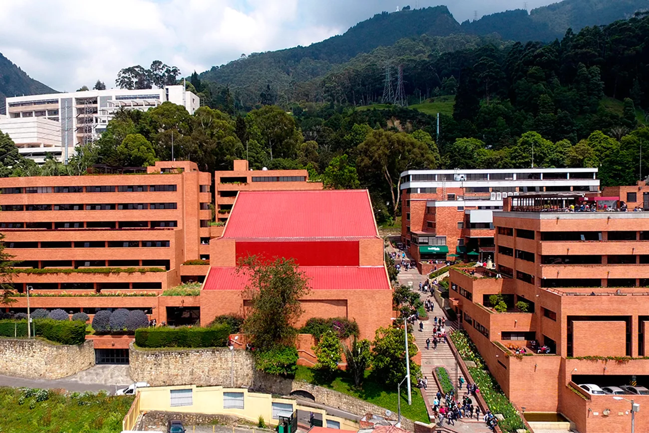 campus2.webp