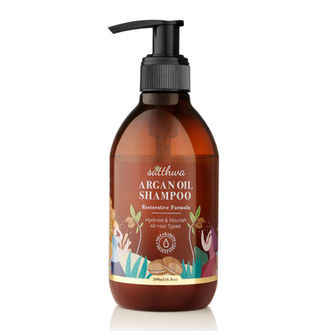 argan oil shampoo product photography isolated for hair care e-commerce catalog