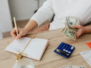 10 Budgeting Tips for Beginners Who Have Never Budgeted Before