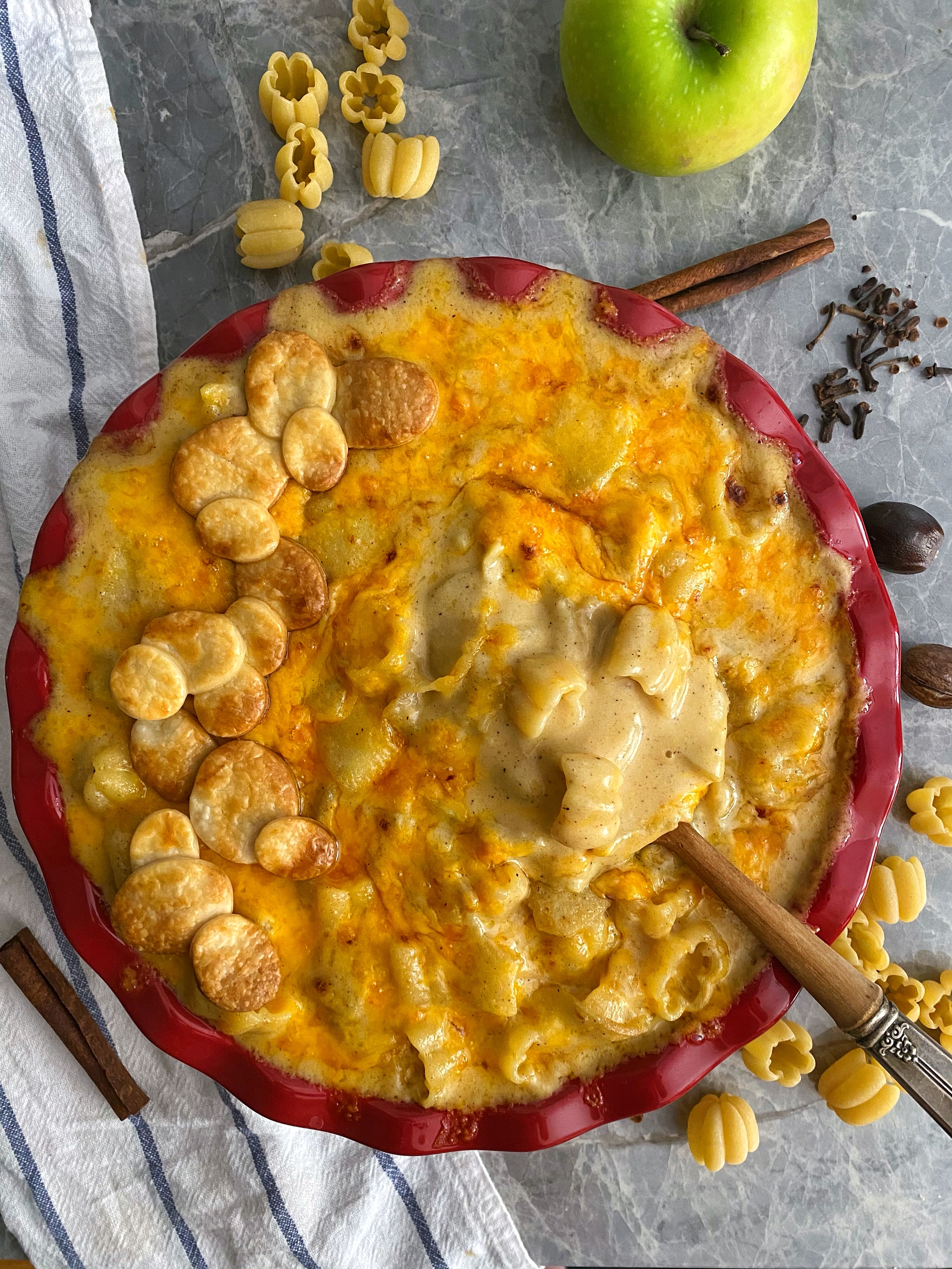 cheddar apple pie