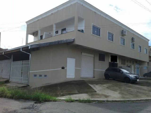 Vende Sobrado c/ renda, Americana SP.