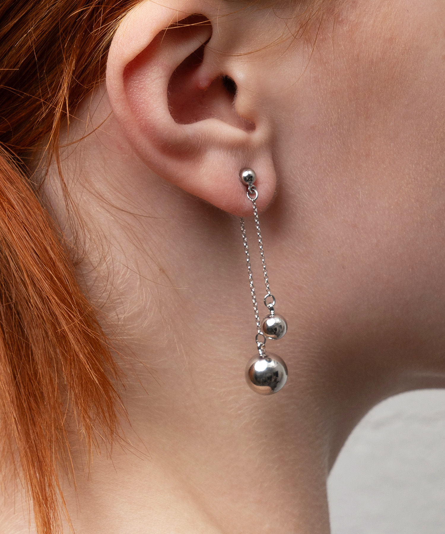 メタル ボール ピアス