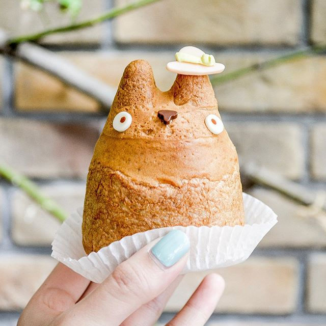 TOTOROOOOOOO MATCHA CREAMPUFFS!!! I’m so