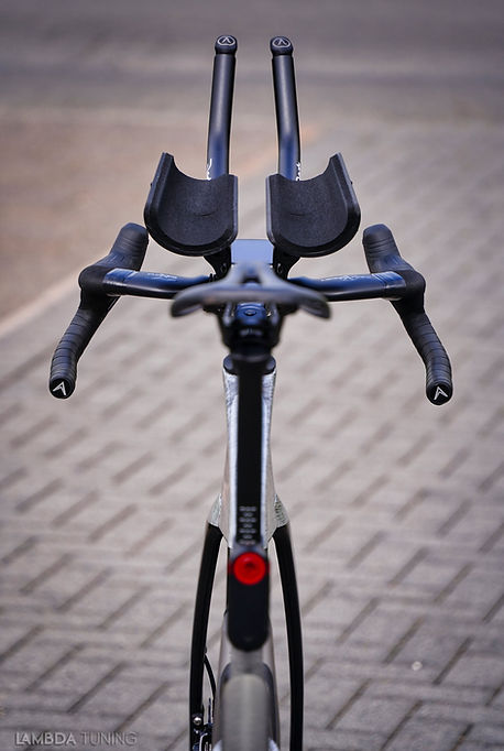 LAMBDA Twin Force im TT Setup (1).jpg