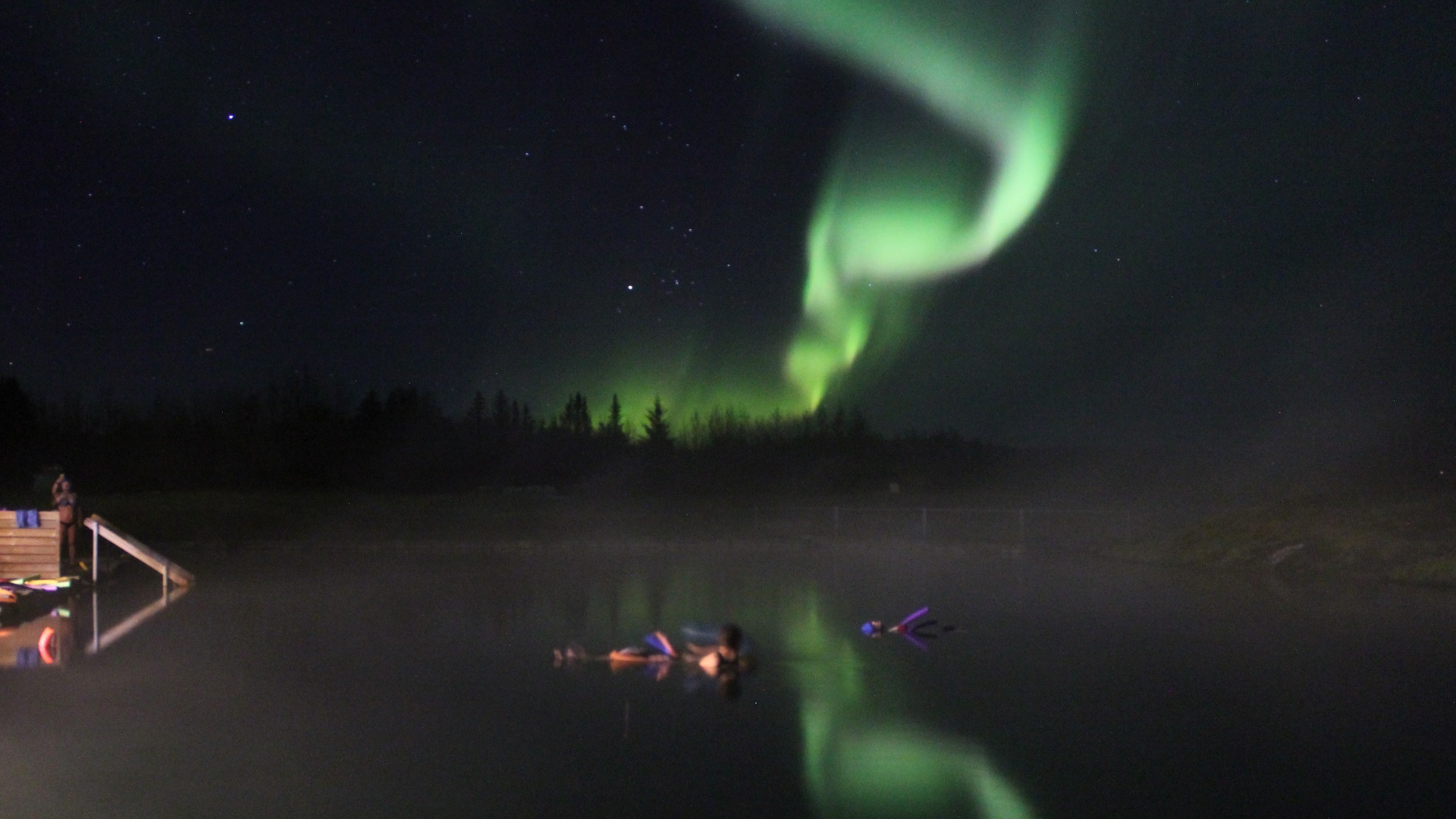 Secret Lagoon and Northern Lights Hu