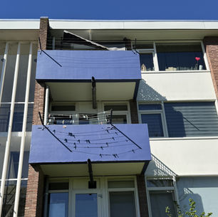 Balkondoorvoeren in een appartementencomplex