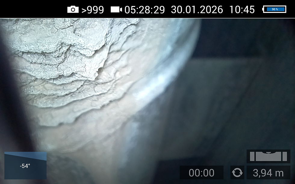 In de luchttoevoer is sprake van zoutopbouw.