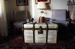 Vintage coffeetable steamertrunk