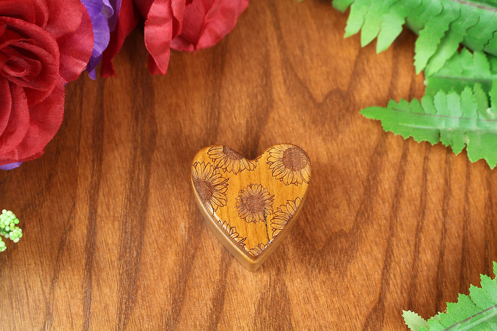 Miniature : Sunflower - Heart Shaped Box