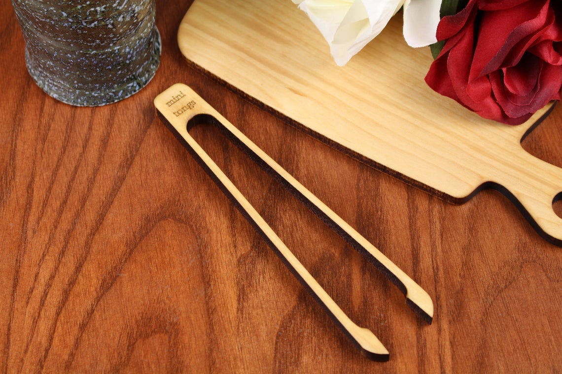 Toaster Tongs with Magnet - Maple Wood