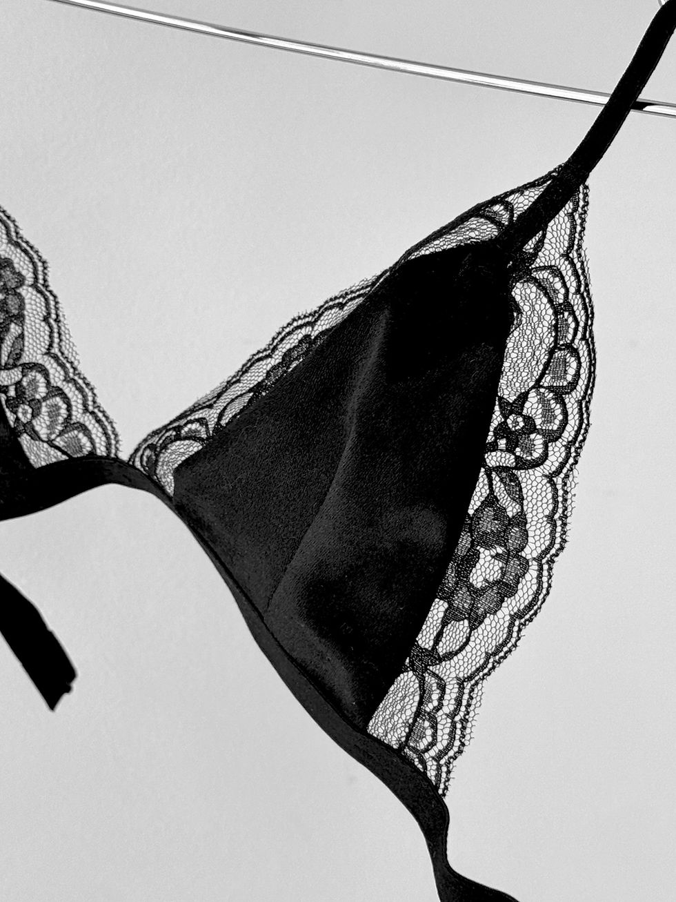 Miniatura: VELVET BRA 