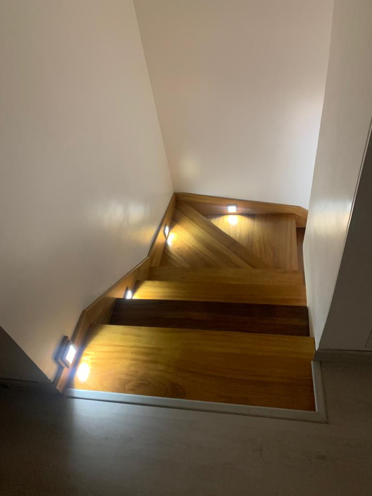 ESCADA MOREIRA 3