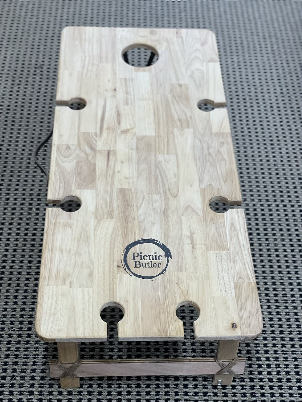 Thumbnail: Hevea "Vino" 6-Wine Table