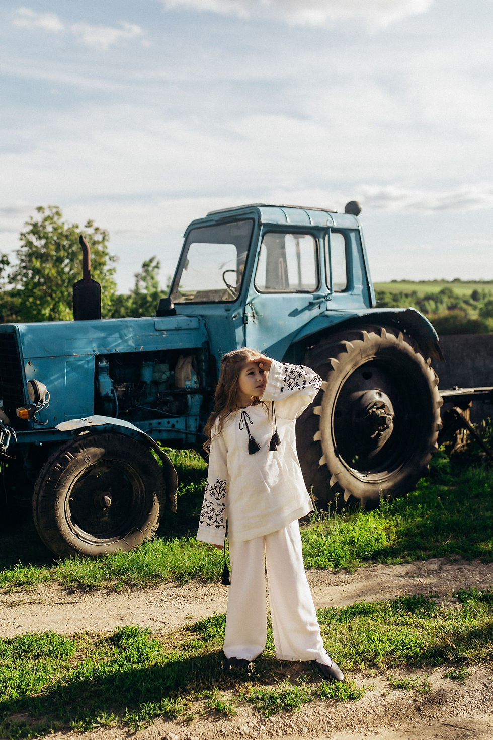 Прев'ю: Вишиванка для дівчинки (245)