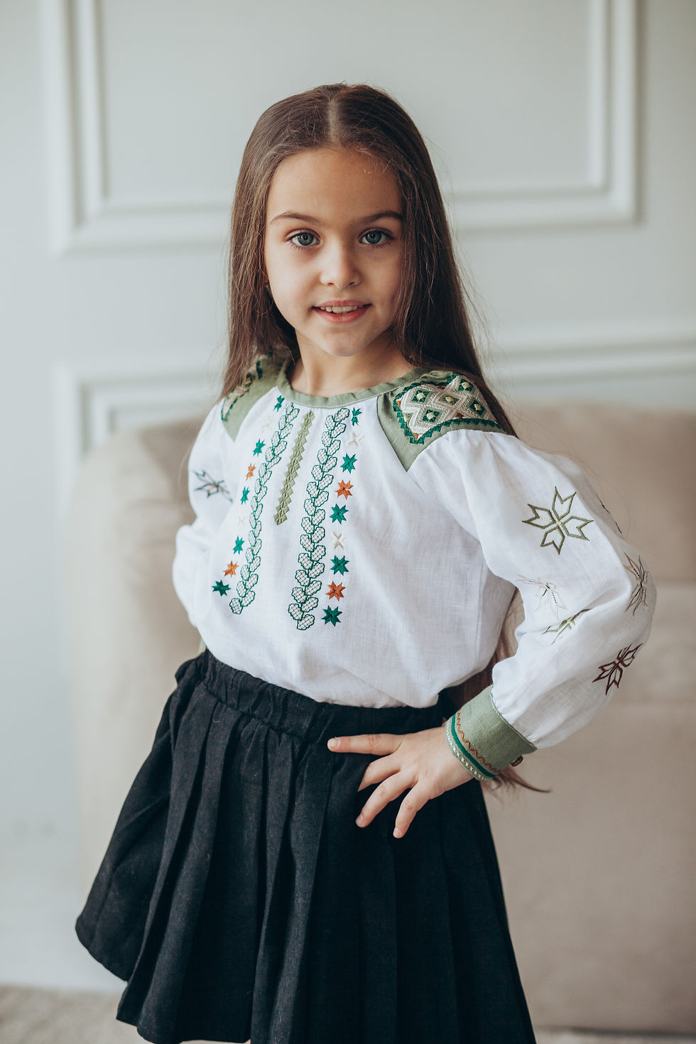 Прев'ю: Вишиванка для дівчинки (232)