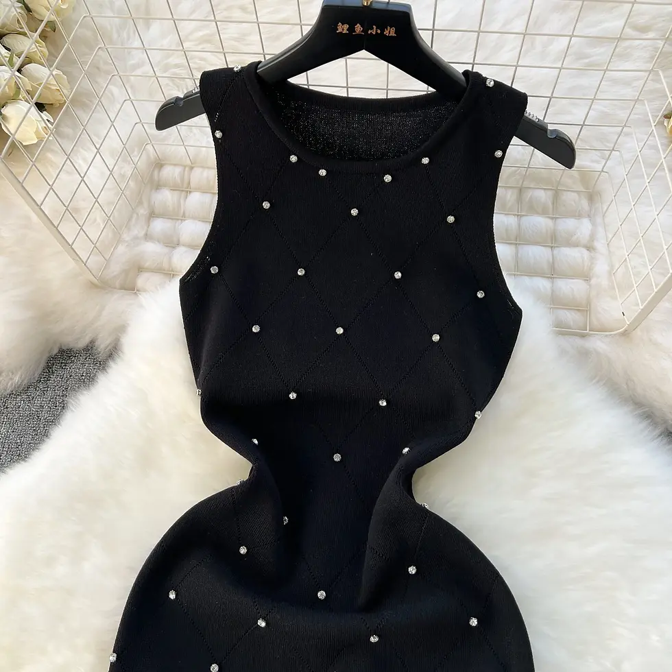 Thumbnail: Amara Knitted Sheath Midi Dress