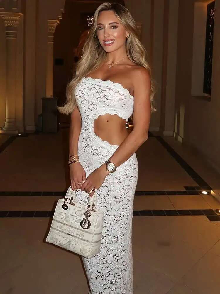 Elegant Lace Backless Strapless Maxi Dress