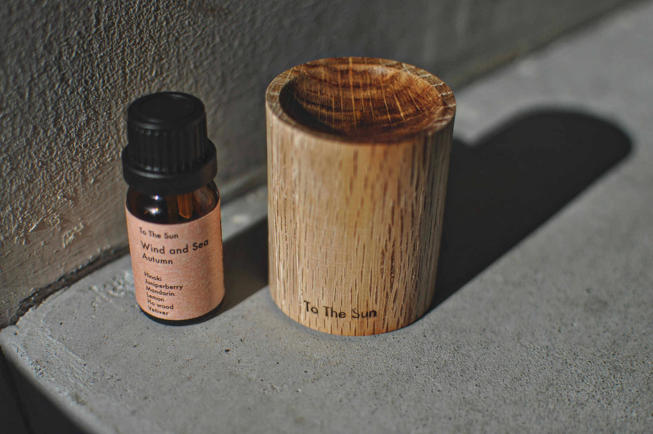 Aroma Wood& Oil Set with isato