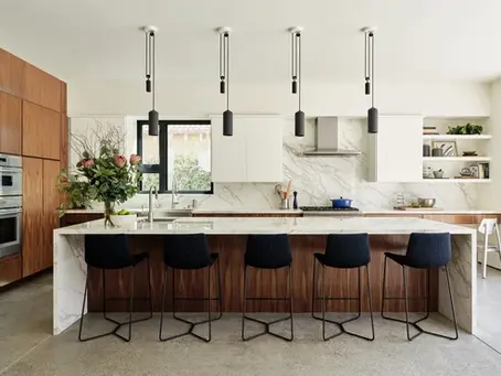 Your Future Home: 10 Building Tips