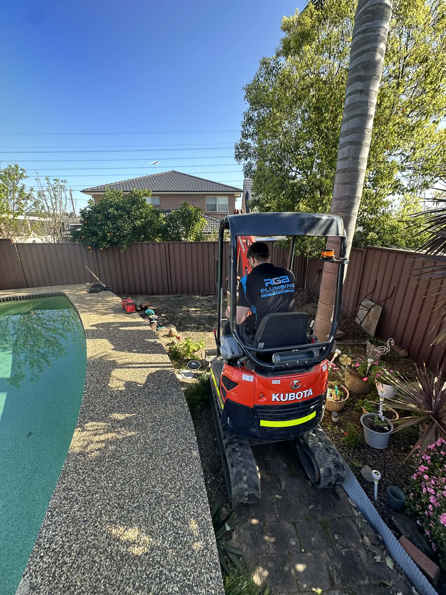 Excavation of a broken sewer line