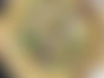 Pizza bún đậu mắm tôm gây tranh cãi trong giới ẩm thực Sài Gòn