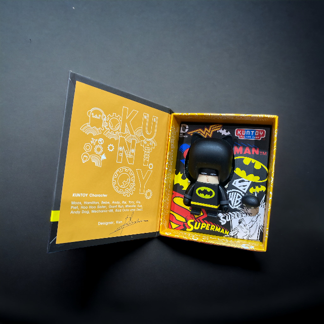 Thumbnail: Batman Kuntoy Figurine