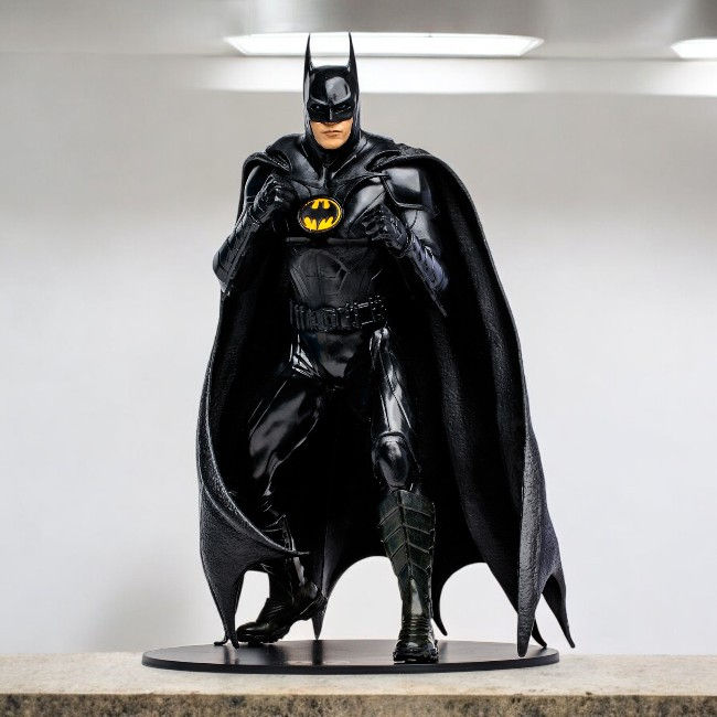 Dc The Flash Movie 12In Figure - Batman Michael Keaton