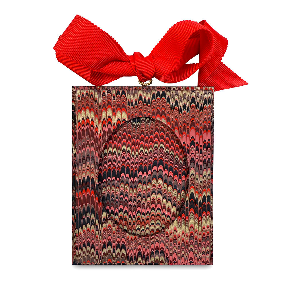 Handmade picture frames by Parvum Opus