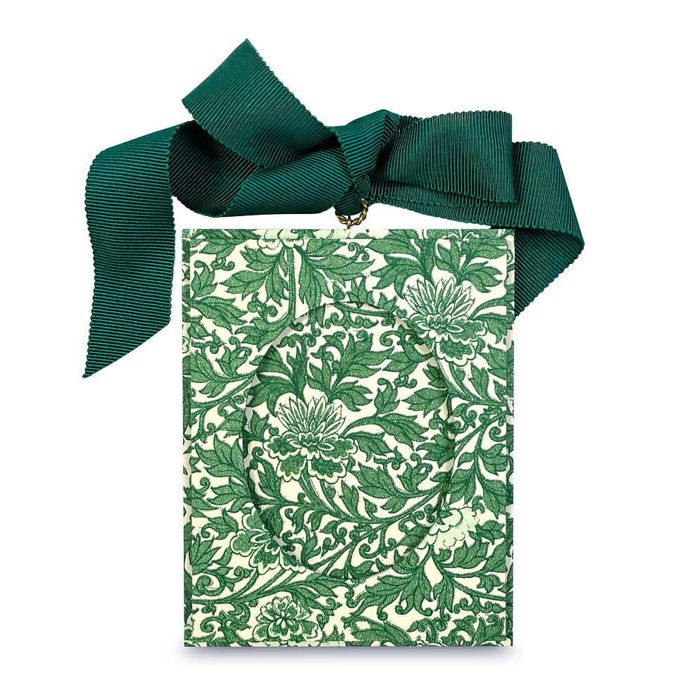 Handmade picture frames by Parvum Opus