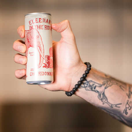 Chardonnay can 1.jpg