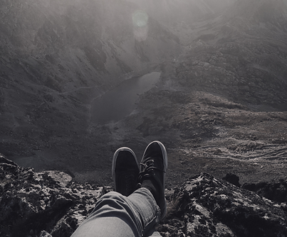 Blau Sauber Fotozentrisch Mindfulness Instagram-Beitrag (18).png