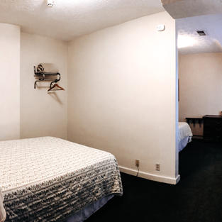 Room 412