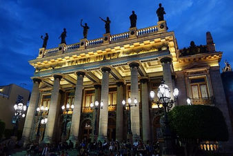 Celebra 115 años de existencia el Teatro Juárez con Gala Operística