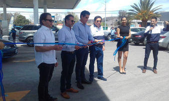 Wasconblue ofrece gasolina más barata que Pemex, combinada con etanol; abrió su primera estación en