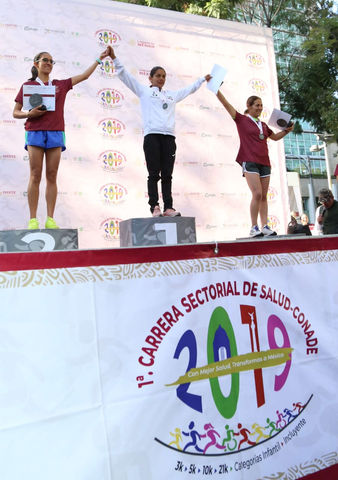 Corren en favor de la salud más de cinco mil personas