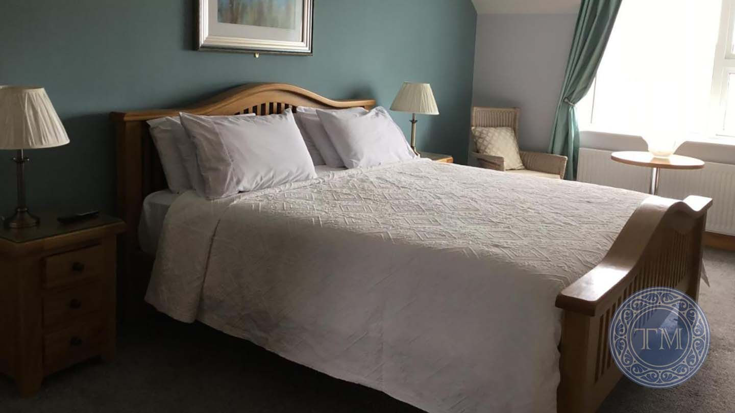 Doolin hotel room interior