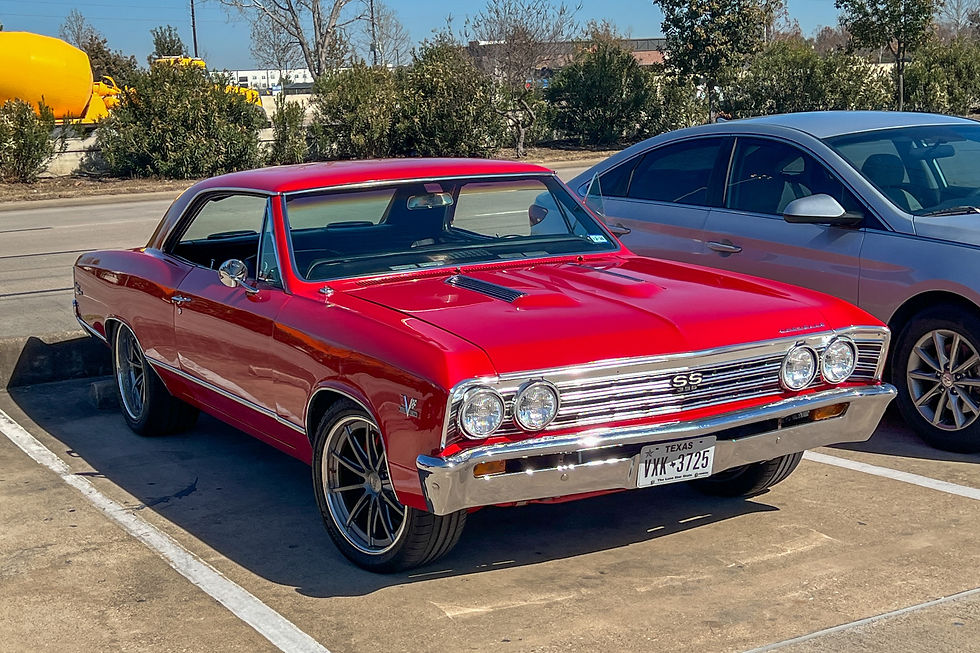 1 - HOOTERS KATY (54)