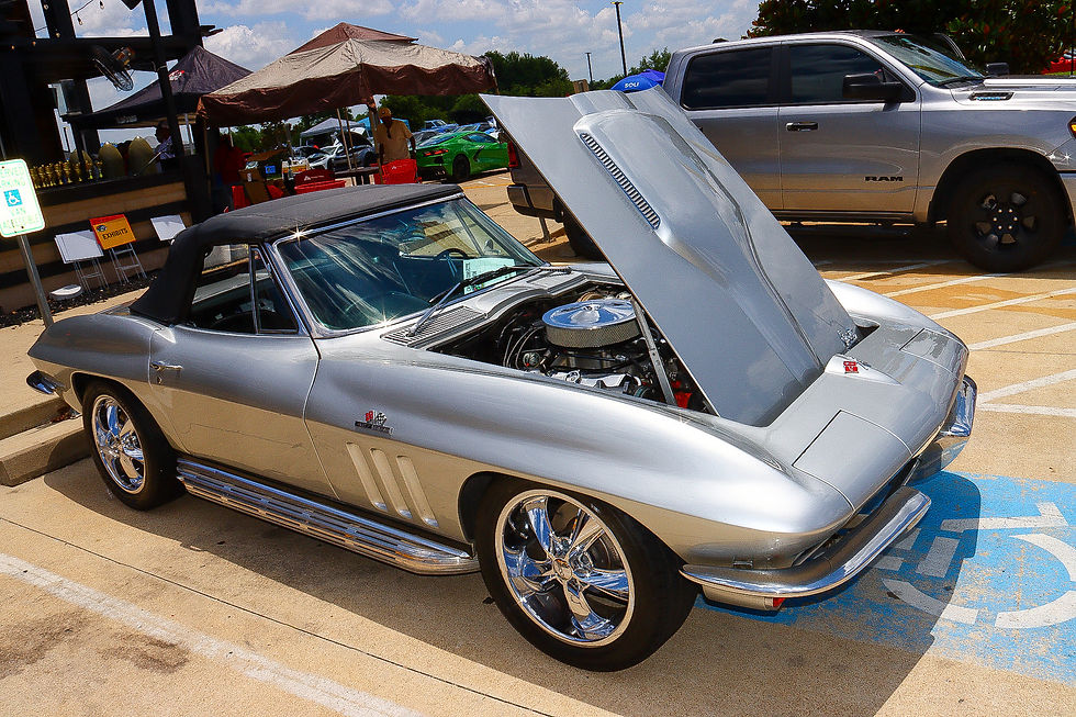 2 - CORVETTES BOMBSHELLS (15)