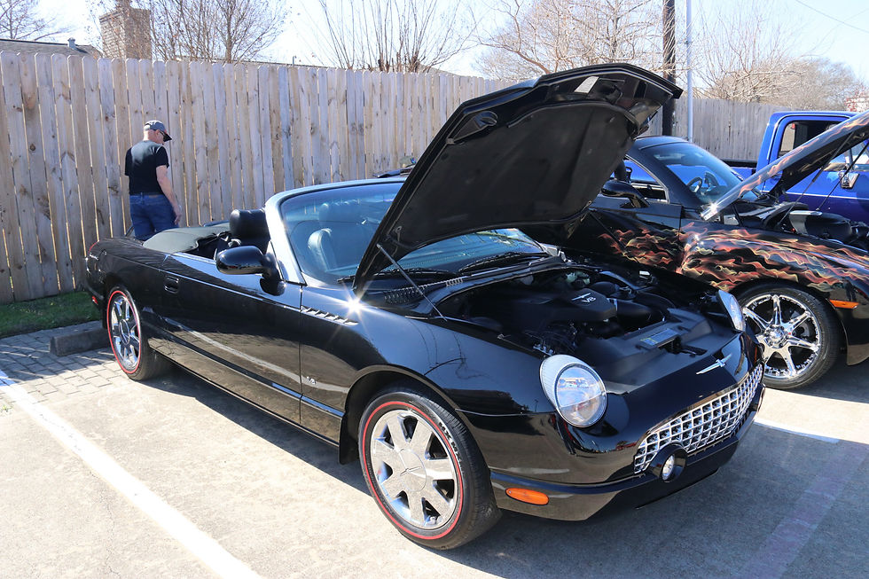 1 - HOOTERS KATY (5)