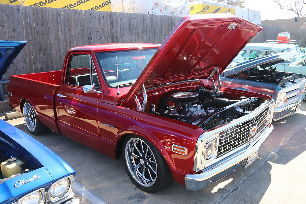 1 - HOOTERS KATY (26)