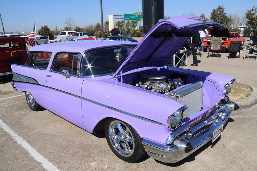 2 - HOOTERS KATY (6)