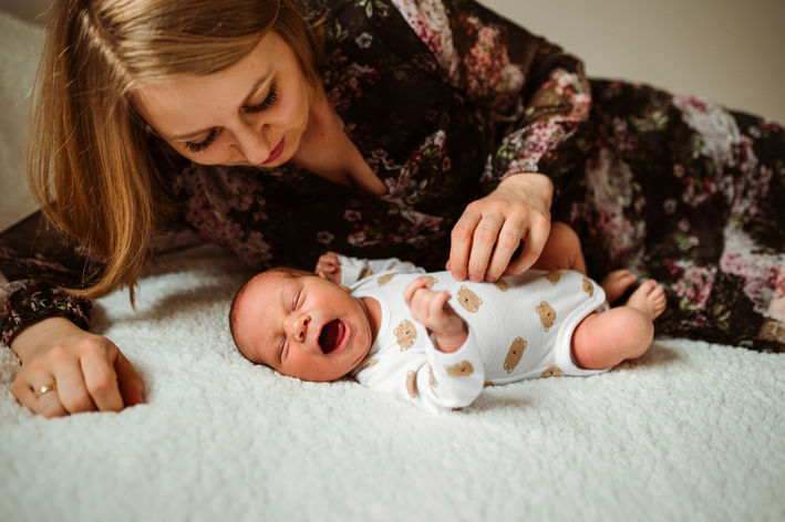 Sesja noworodkowa w domu Warszawa