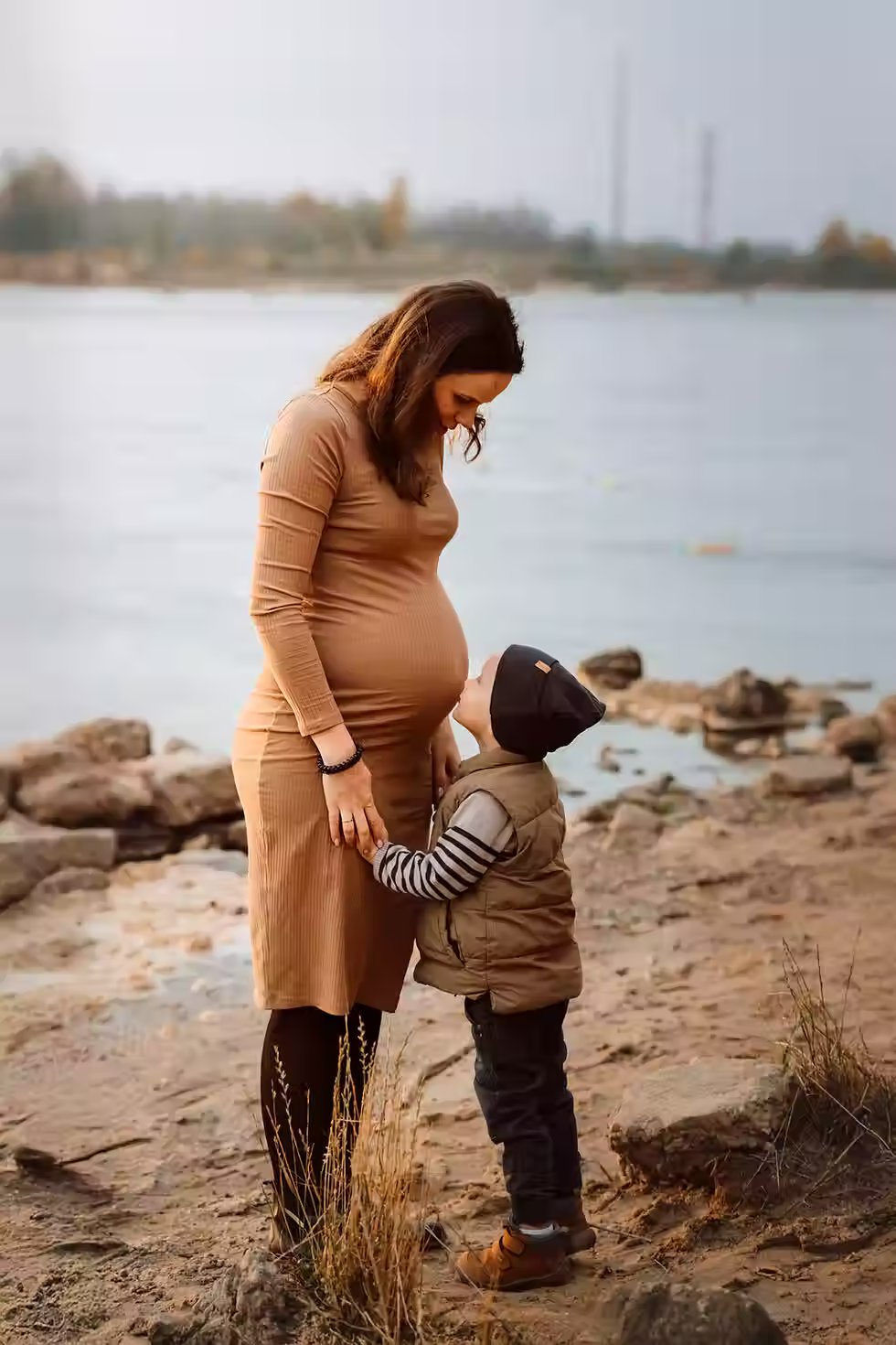 Sesja ciążowa w plenerze Warszawa