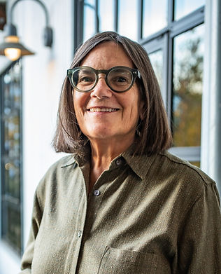 lesley croped by me.jpg