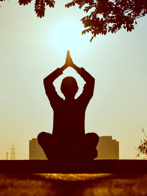 Lifestyle Hacks for a Productive and Balanced Day