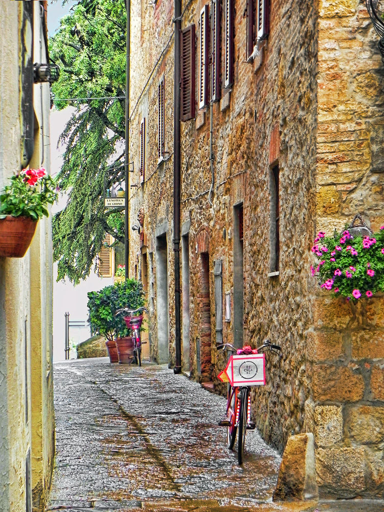 Biking in Pienza