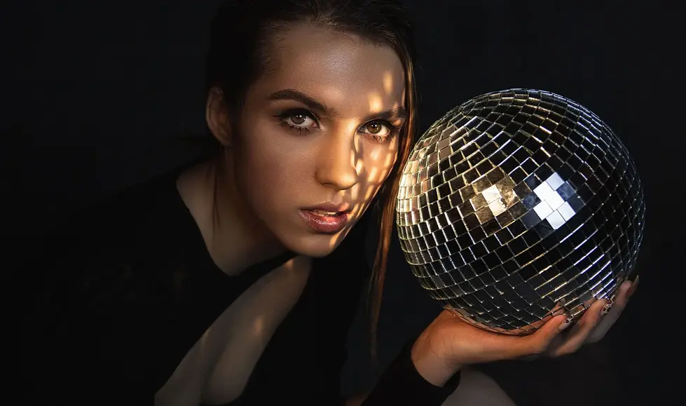 ava-prada-disco-two-scaled 8