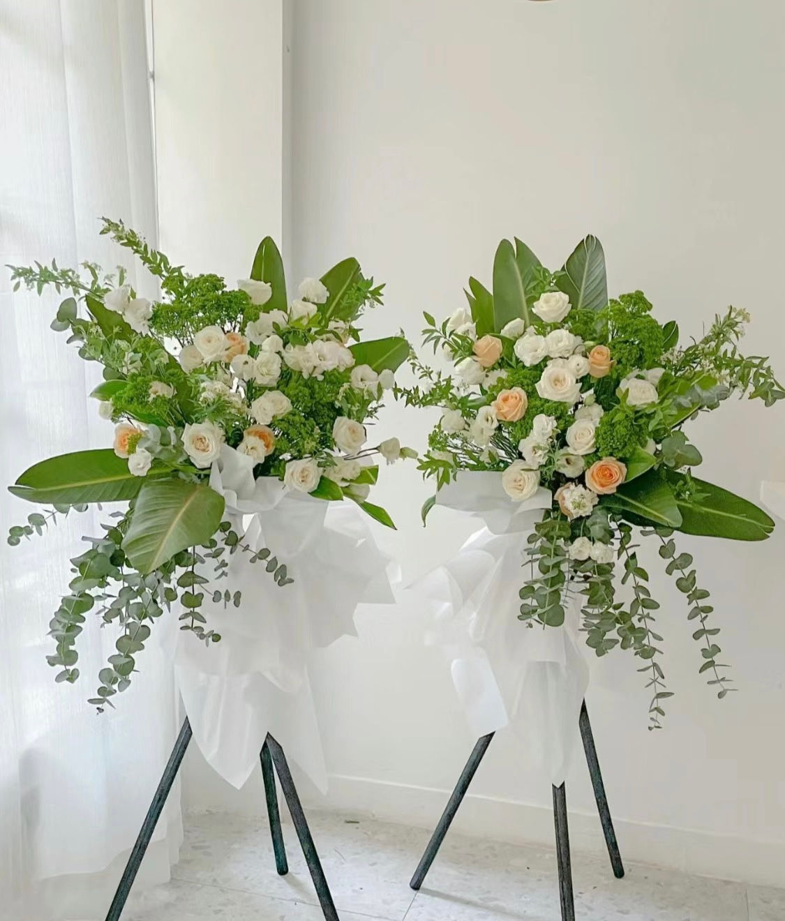 Design Arrangement Floral Event Stand
